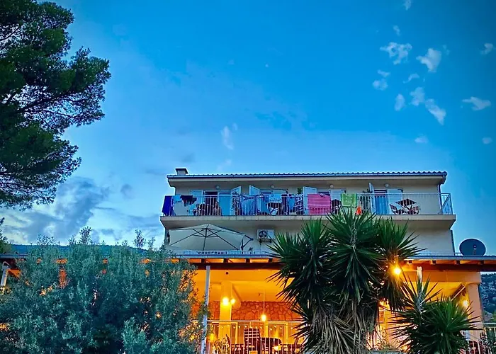 Veli Nova Bed and Breakfast