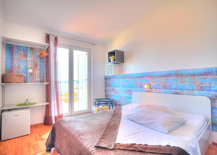 Veli Nova Bed and Breakfast 3*