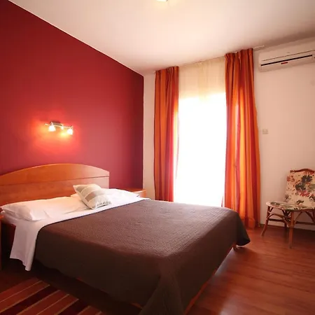 Bed & Breakfast Villa Veli Nova Zavala