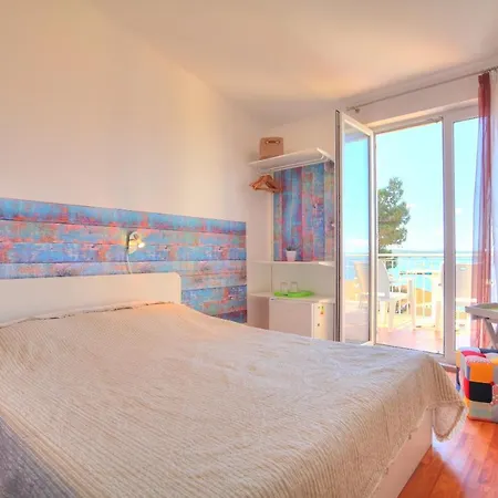 Villa Veli Nova 3*